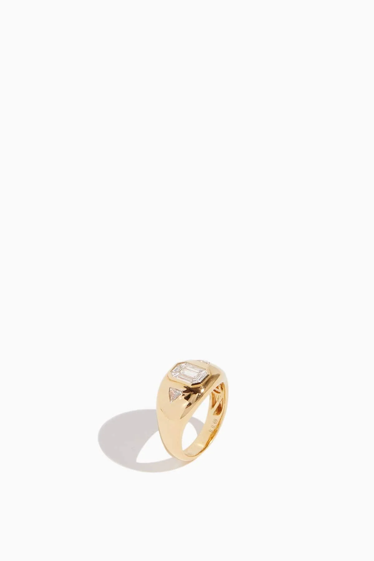 Chunky Baguette and Trillion Bezel Ring in 18k Gold - Image 3