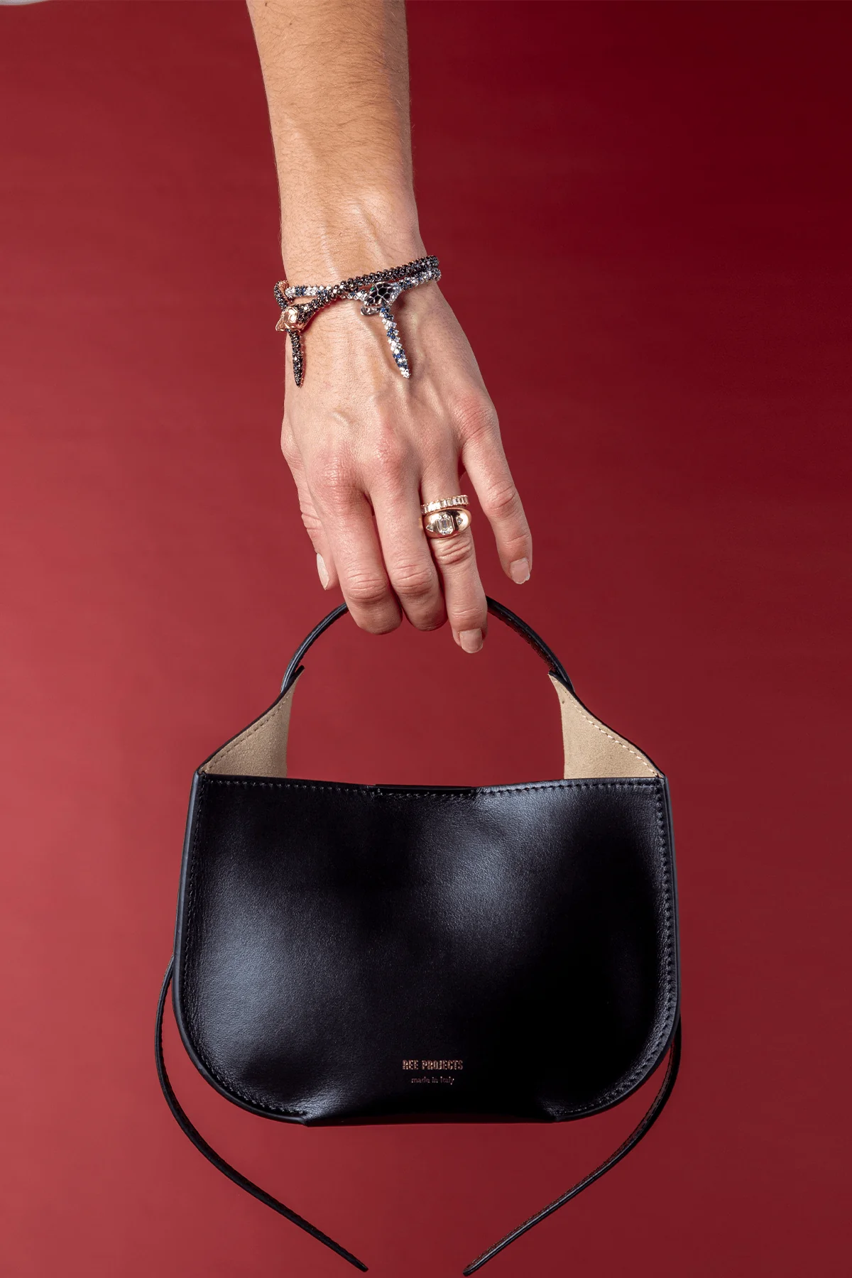 Chunky Baguette and Trillion Bezel Ring in 18k Gold - Image 4