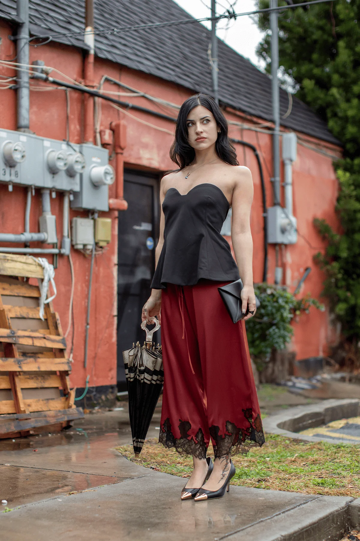 Danielle Bustier Top in Black - Image 5