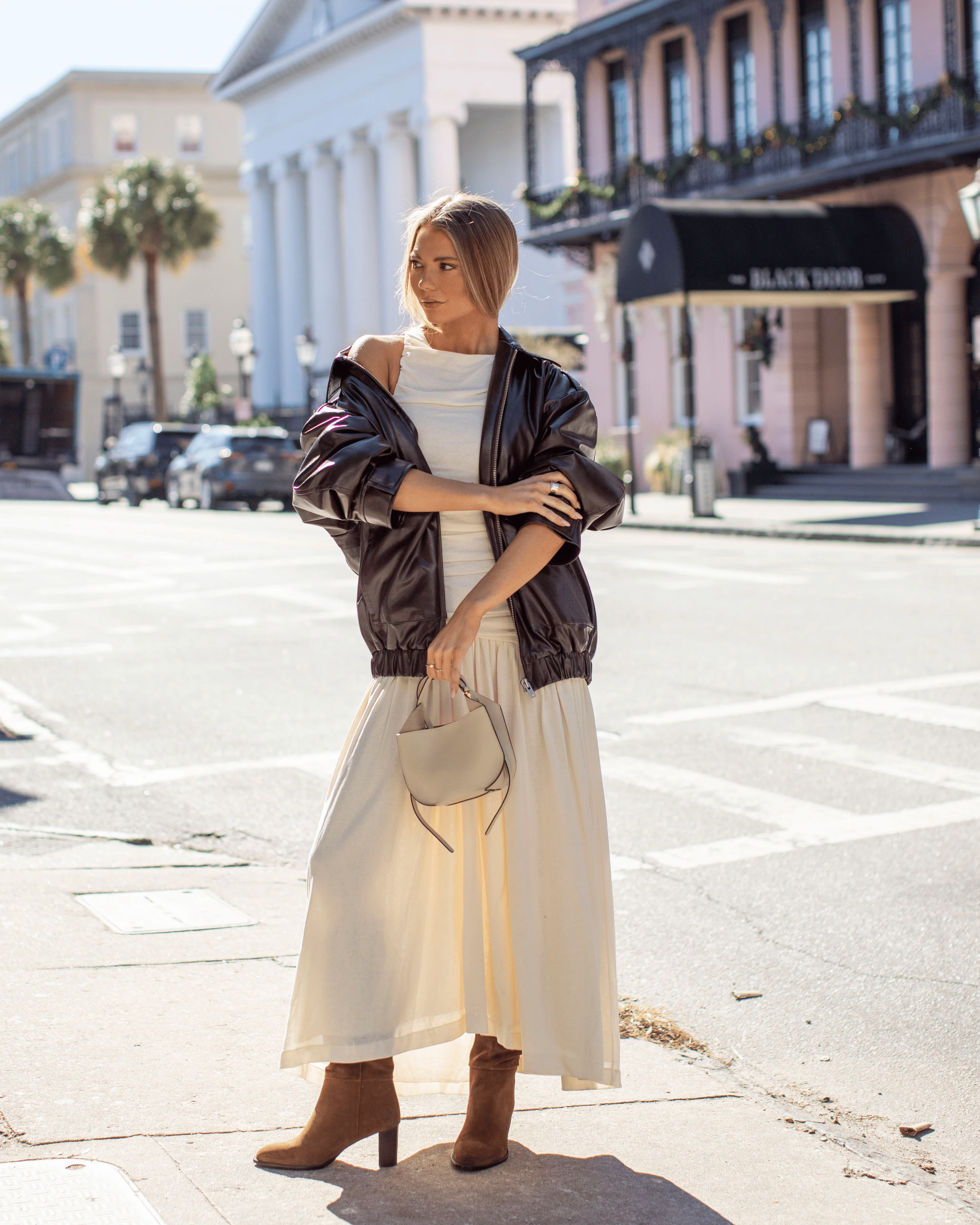 Evidente Shoulder Dress in Off White - Image 5