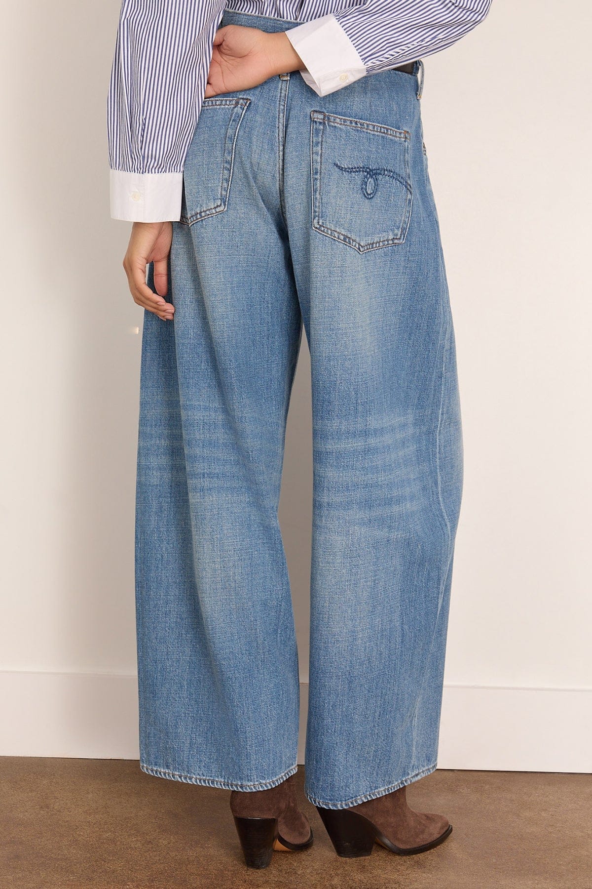 Pleated Waistband Jean in Concrete Blue - Image 4